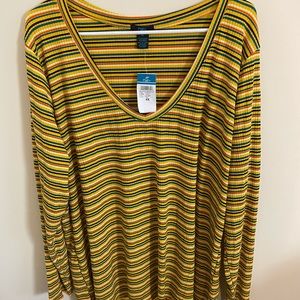 Rue21 long sleeve shirt